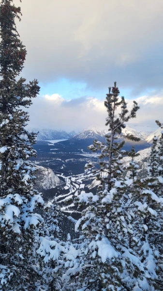 Vom Québec-Winter in die Rocky Mountains: Eine Reise voller Highlights